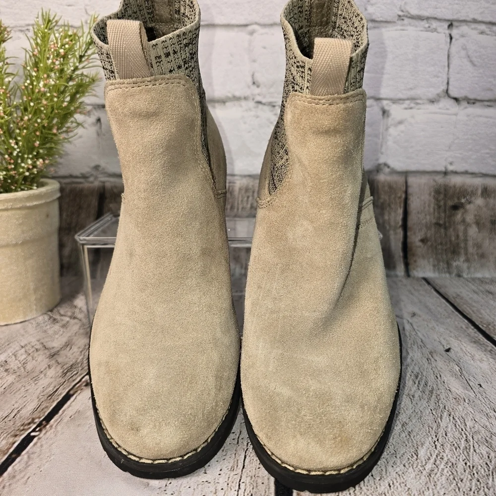 THE NORTH FACE WOMENS BALLARD III CHELSEA WATERPROOF FLAX BOOTIES SIZE 5.5 EUC